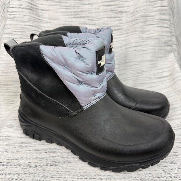 The North Face Shoes - The North Face Yukiona Pull On Ankle Boots 9.5 Quilted Winter Waterproof Lined